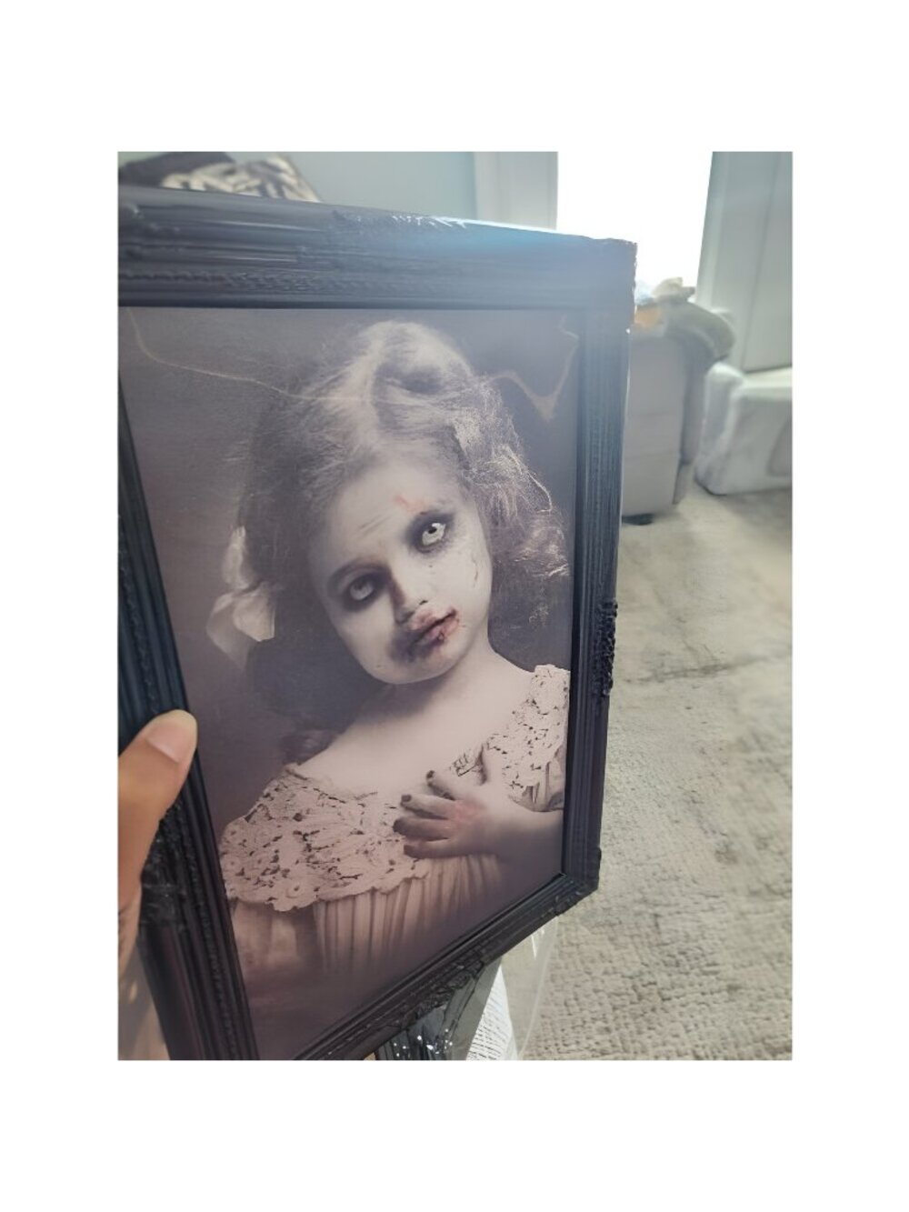 Scary Halloween Party Decoration Indoor Home Wall Decor 3D Changing Face Moving